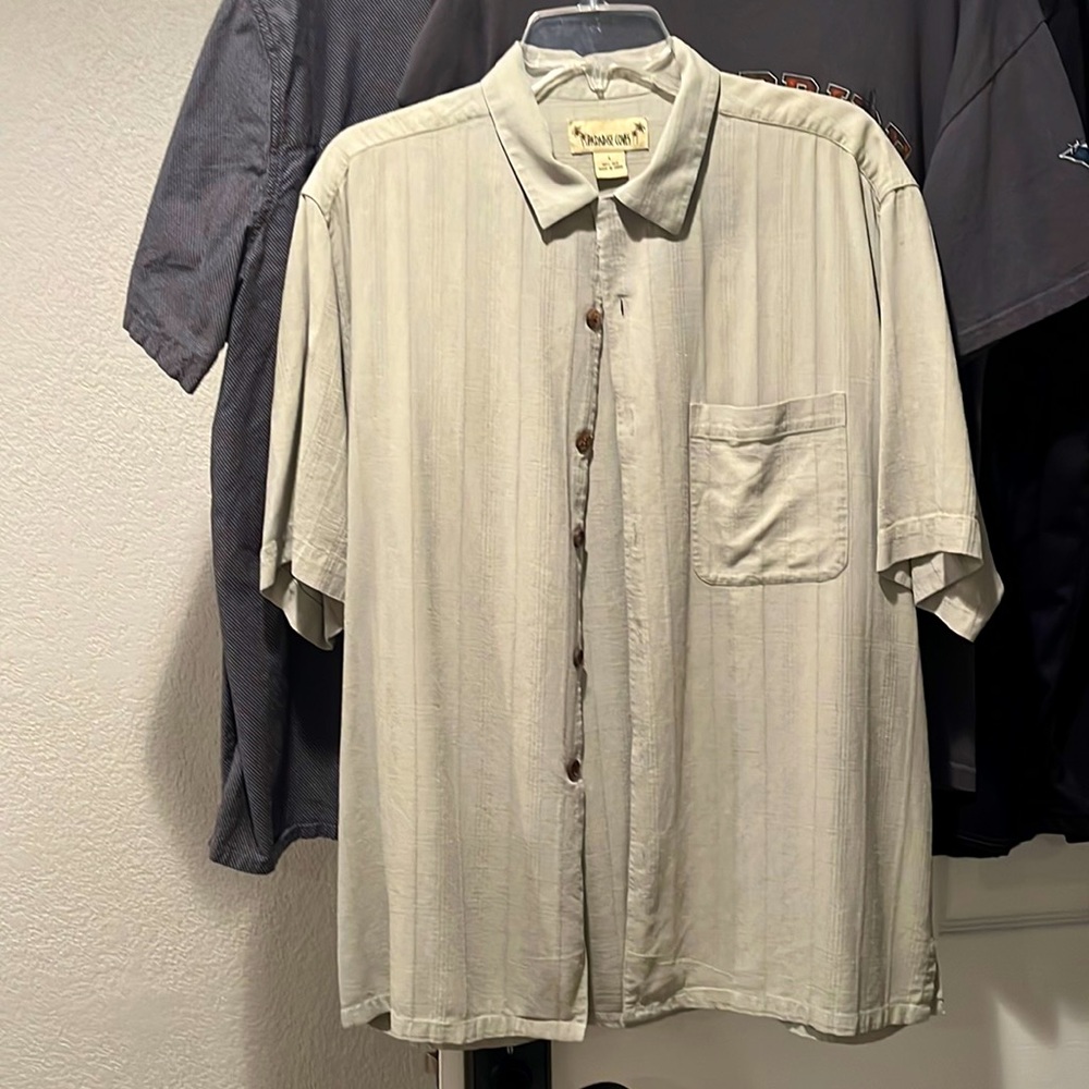 Avacado green size L